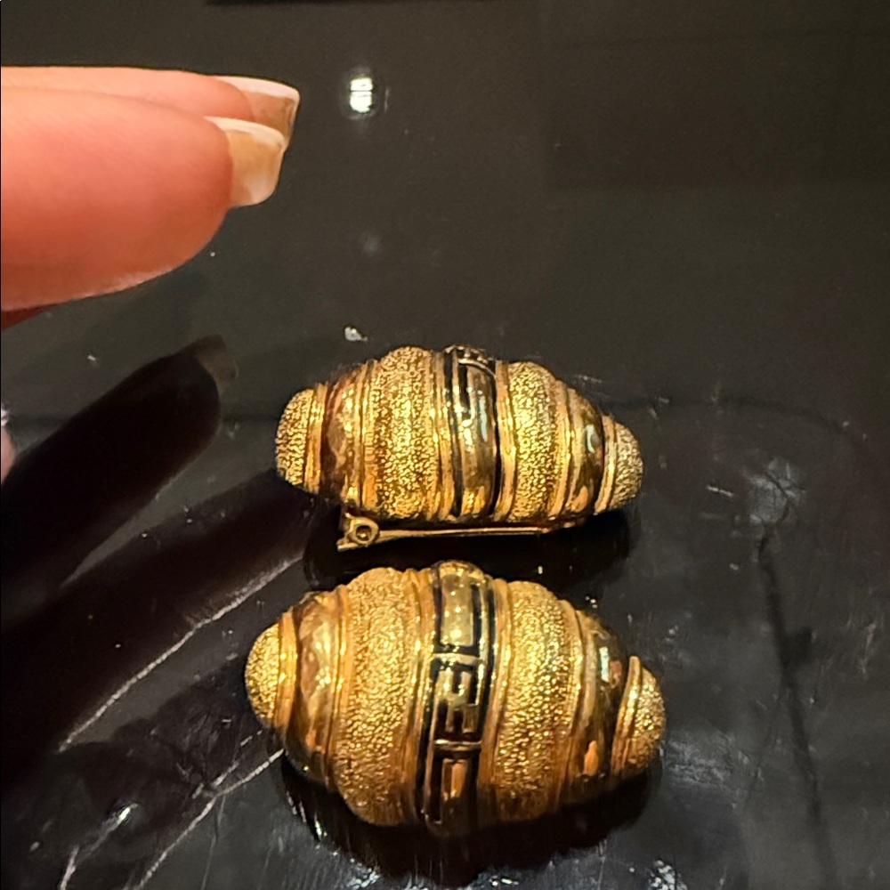 Authentic Vintage Fendi Gold-Tone Clip‑On Oval Earrings with Greek Key Detail - Picture 7 of 7